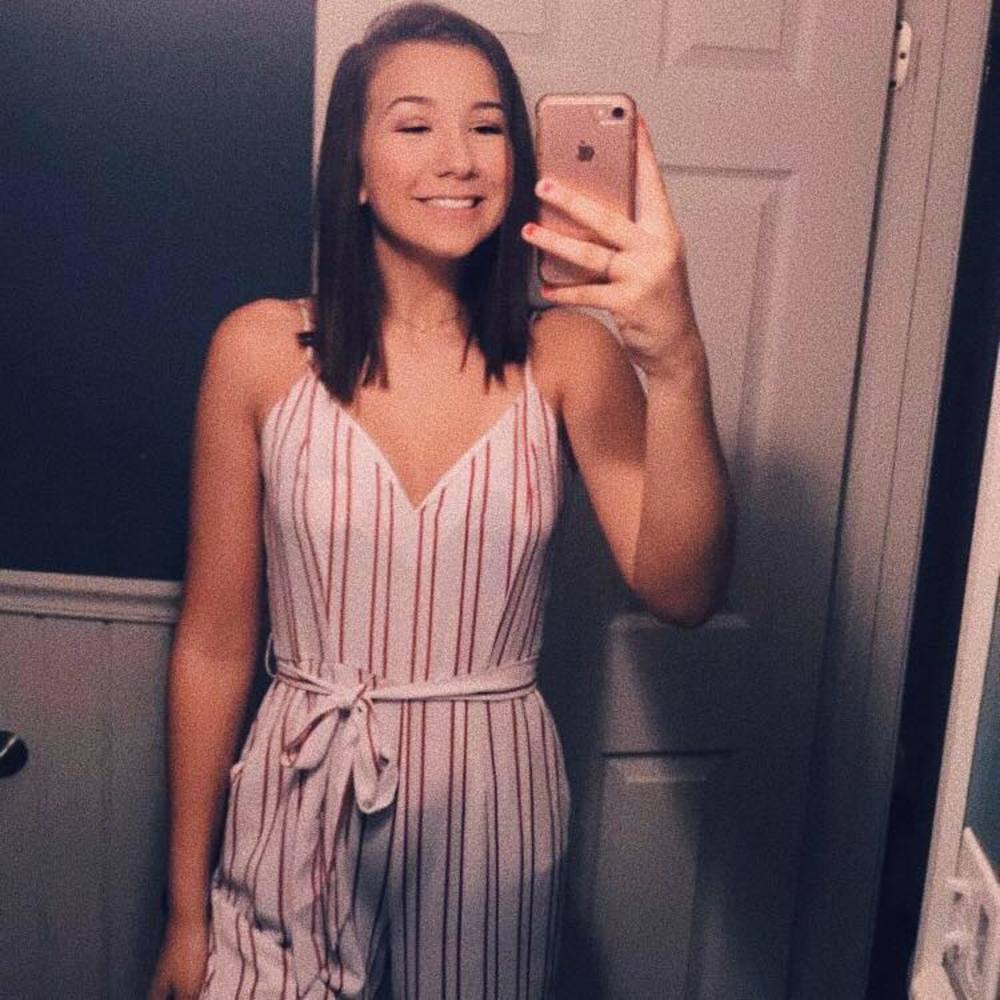 Meet your Posher, Zoe